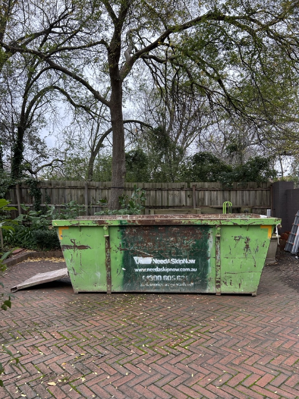 6m³ skip bin delivered on site